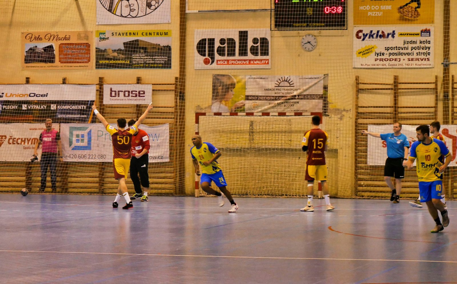 Substitution Rules in Handball