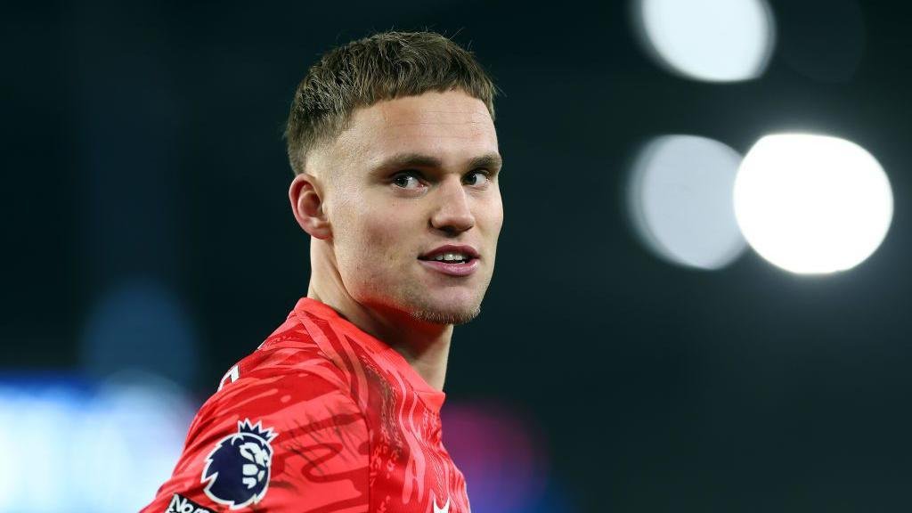 Which Club Should Sign Bart Verbruggen? Analysing The Netherlands Goalkeeper’s Best Transfer Options