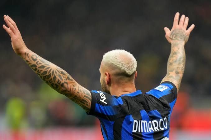 Decoding the Complete Wing Back: Engine, Width, and Direct Threat